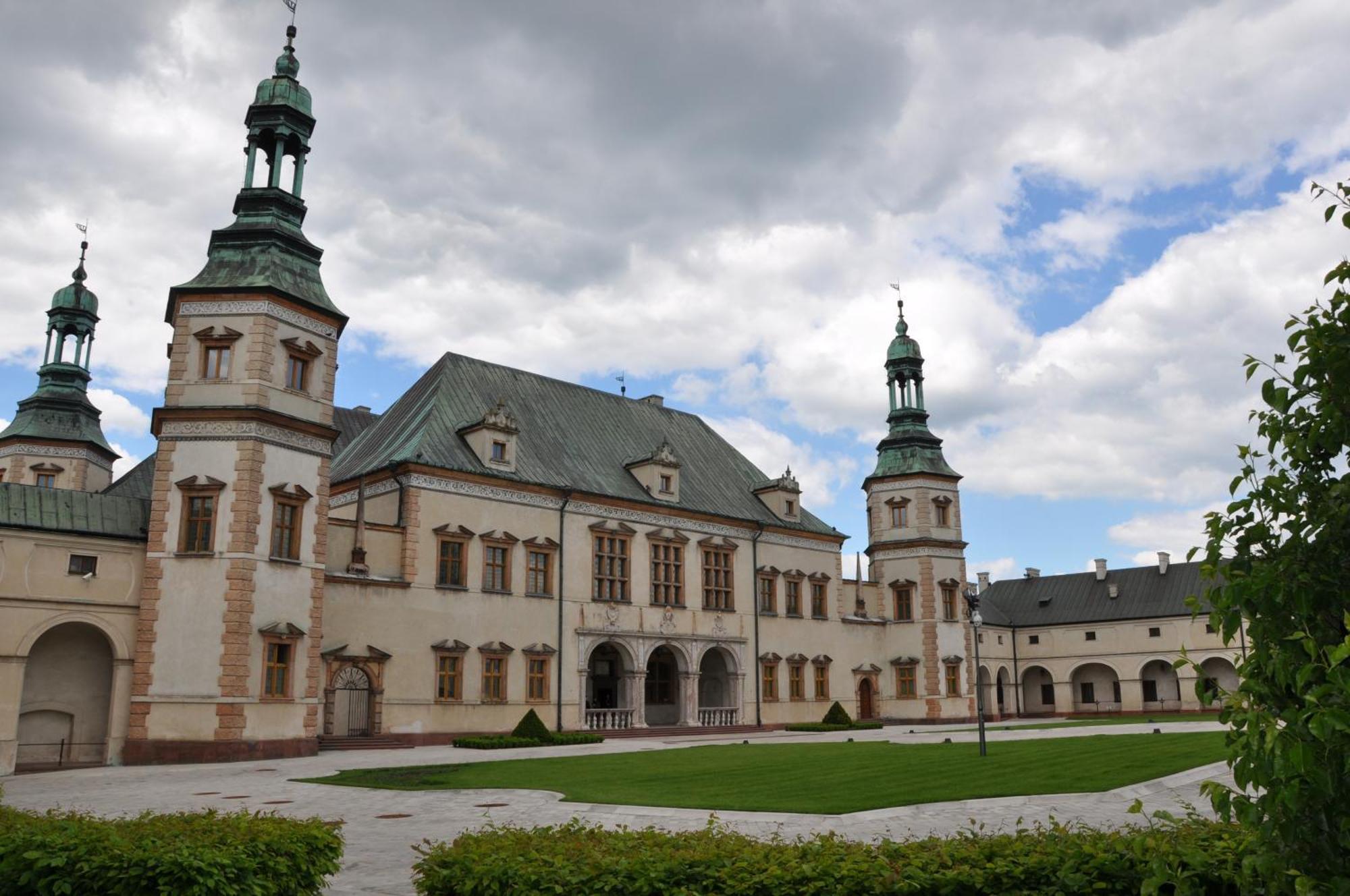 Apartament Centrum Solna Parking Free Kielce Zewnętrze zdjęcie